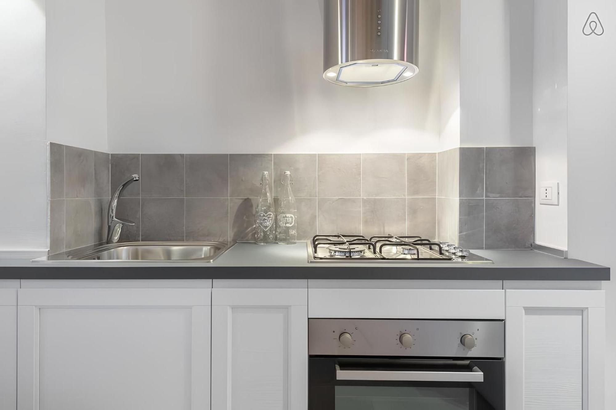 Famm - Charming Open Space In Trastevere Apartment
